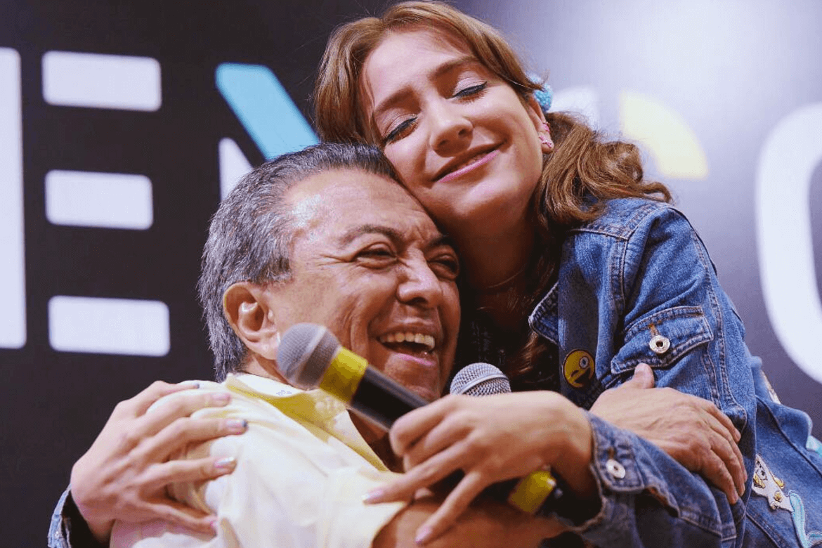 Mauricio de Souza e Carol Amaral, que será Denise na versão live-action da Turma da Mônica Jovem